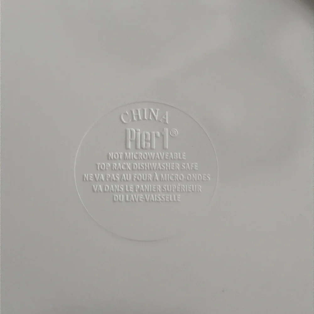 Pier 1 Flag Plates